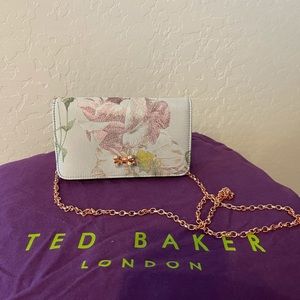 Floarl mini clutch With metal cross body chain